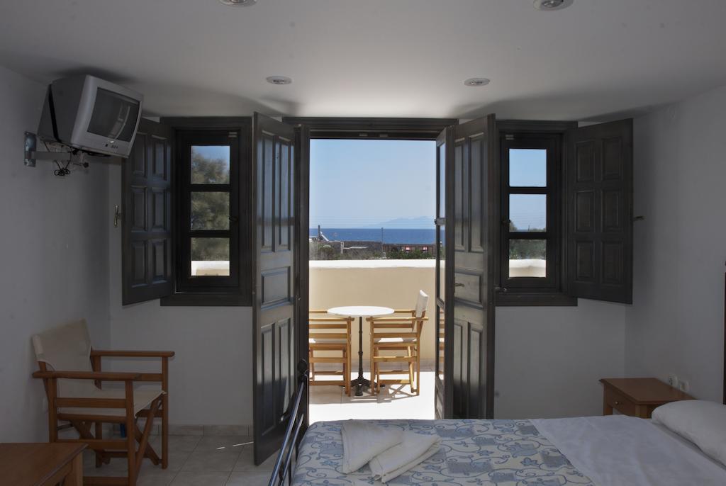 Dagris Villa Studios Kamári Quarto foto